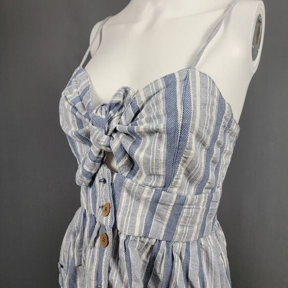 Roxy Striped Mini Dress M Tie Front Pockets Wood Buttons Coastal Chic - Picture 2 of 8